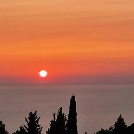 Διαμέρισμα Adelais App